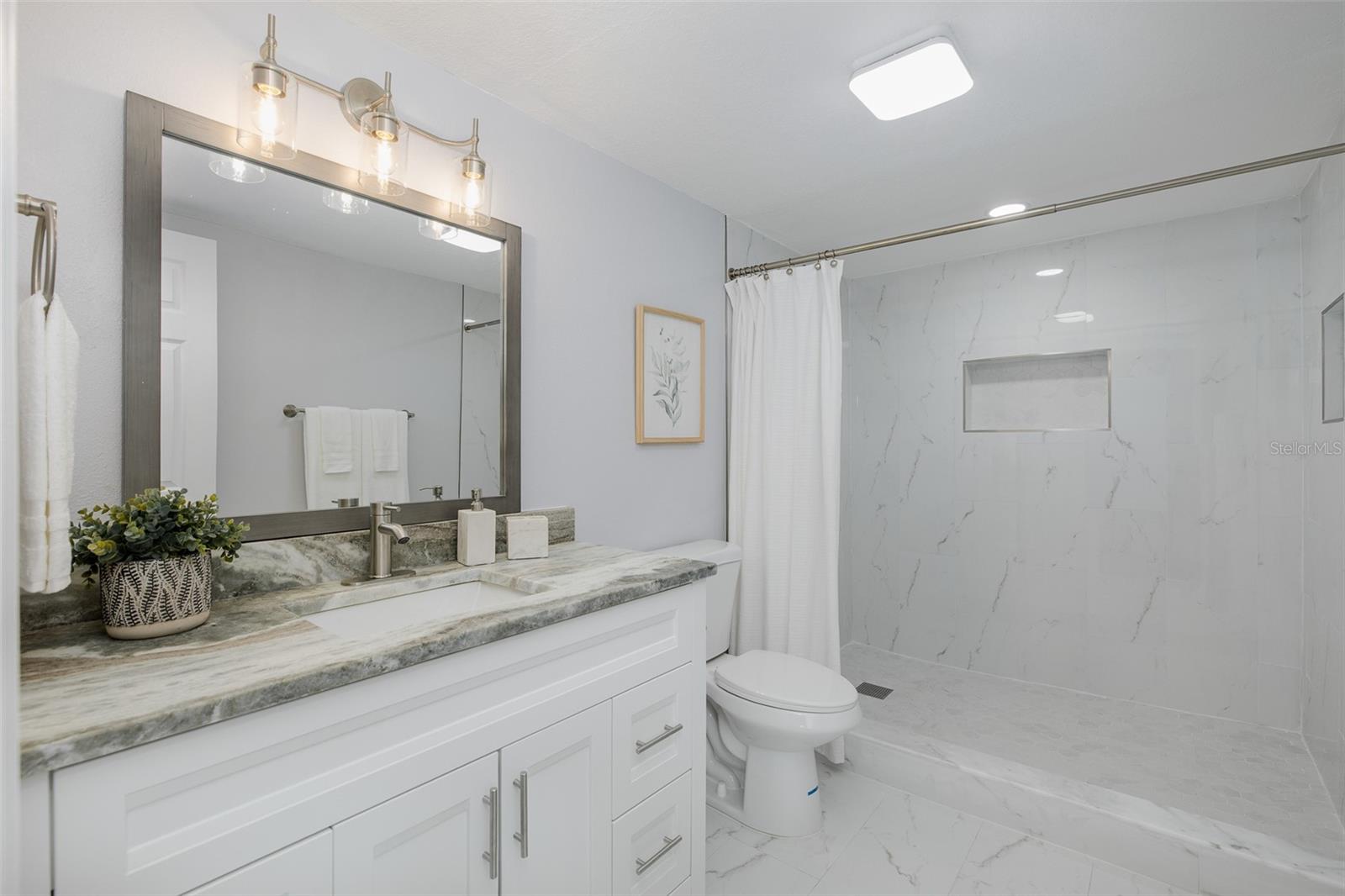 MEADOW LAWN 2ND ADD - Residential