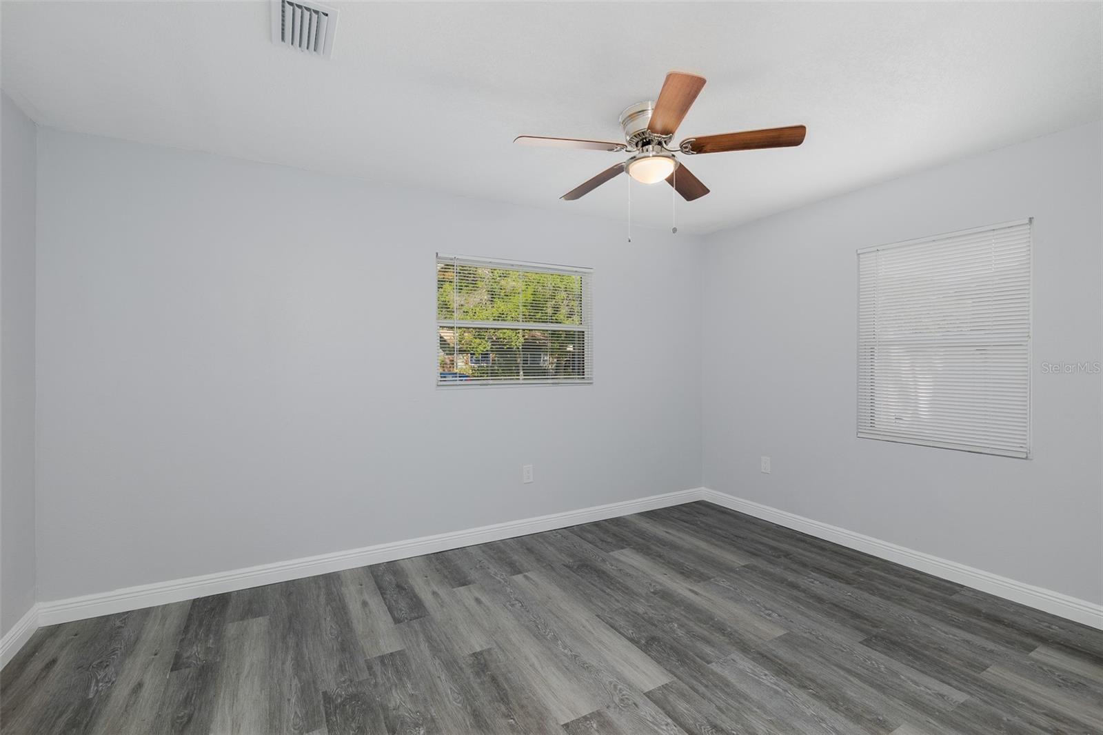 MEADOW LAWN 2ND ADD - Residential