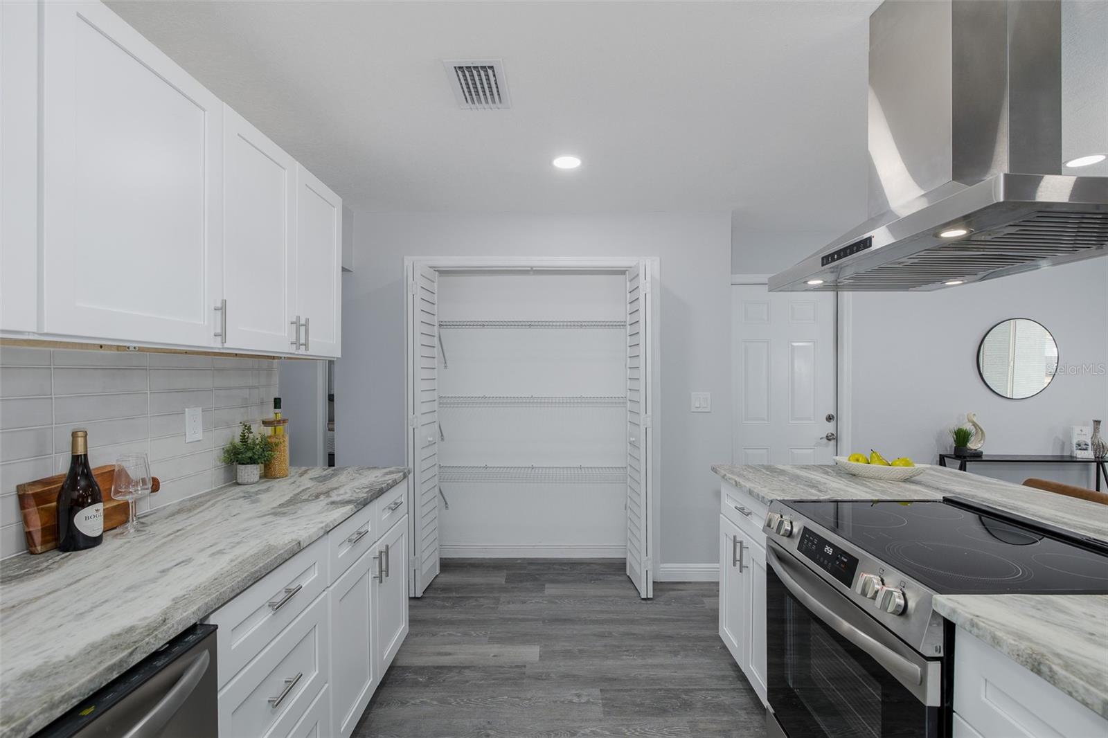 MEADOW LAWN 2ND ADD - Residential