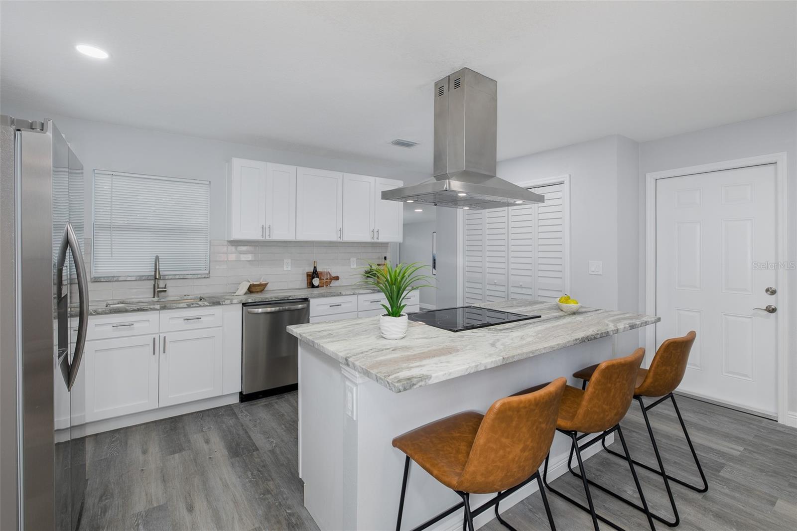 MEADOW LAWN 2ND ADD - Residential