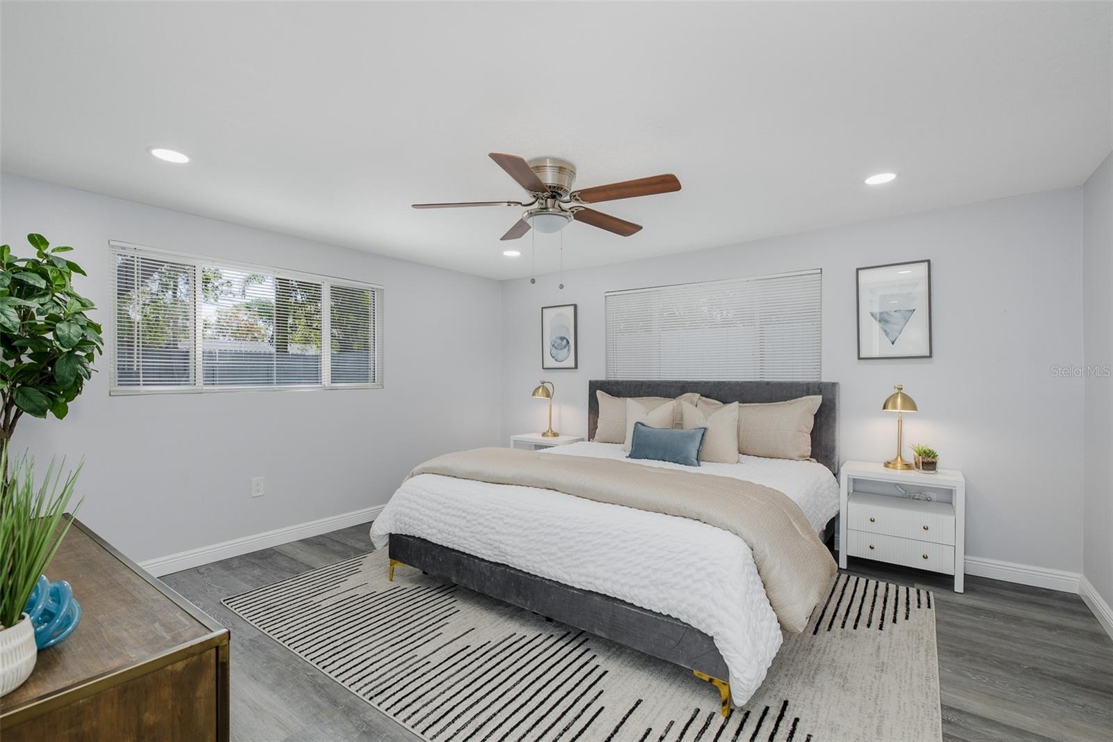 MEADOW LAWN 2ND ADD - Residential