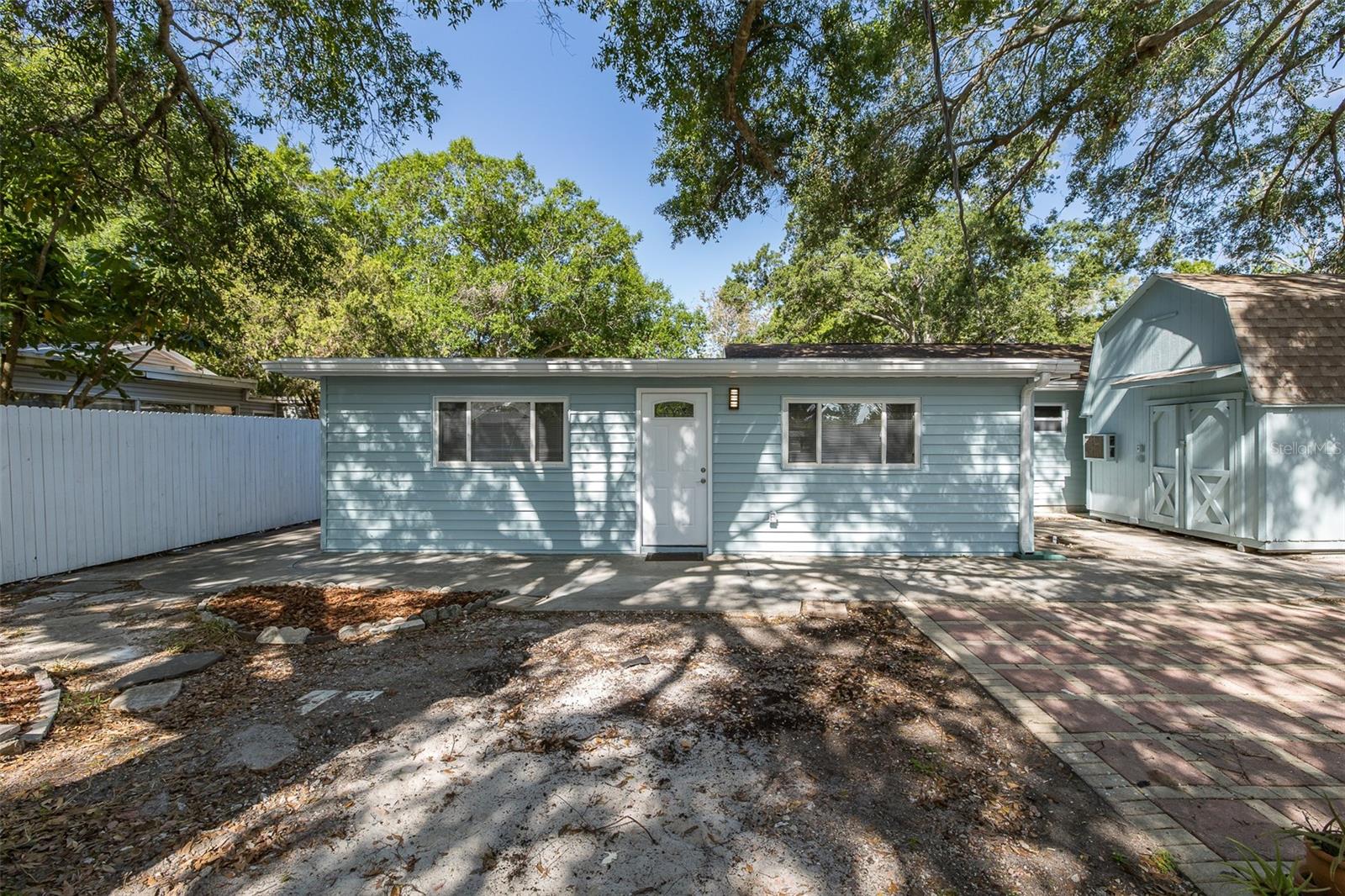 MEADOW LAWN 2ND ADD - Residential