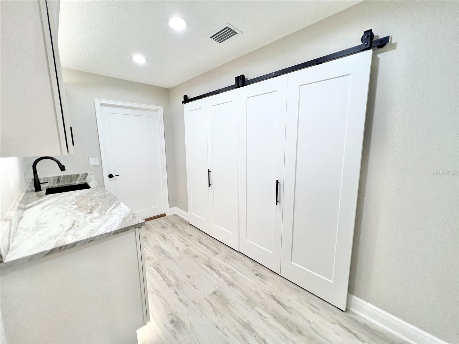 JULIETTE FALLS - Residential