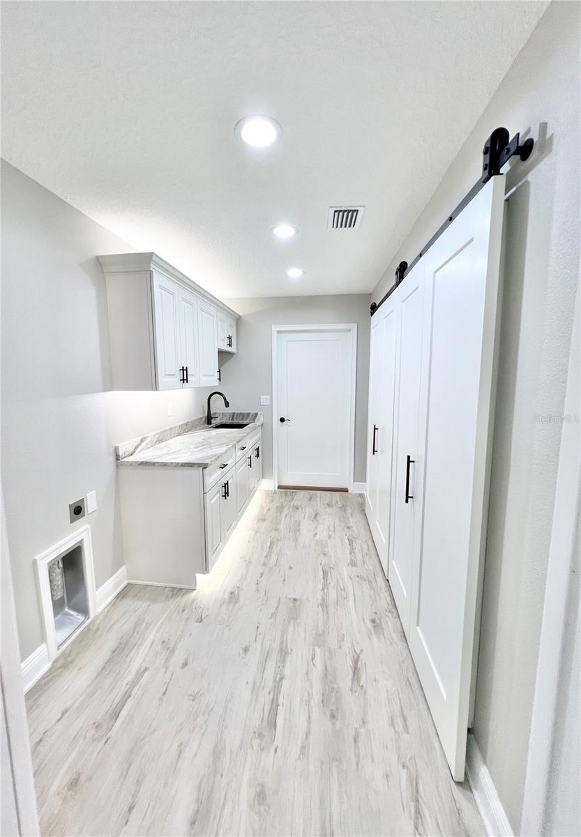 JULIETTE FALLS - Residential