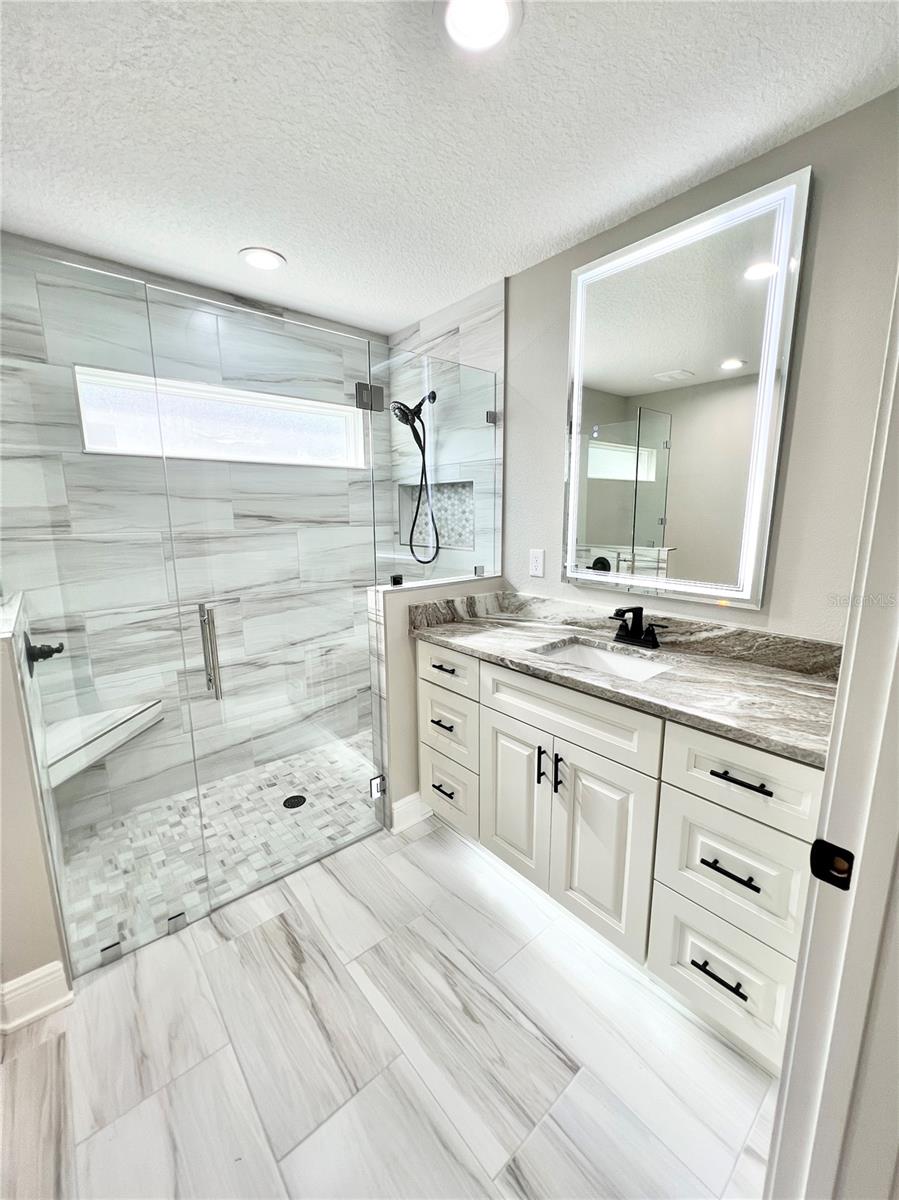 JULIETTE FALLS - Residential