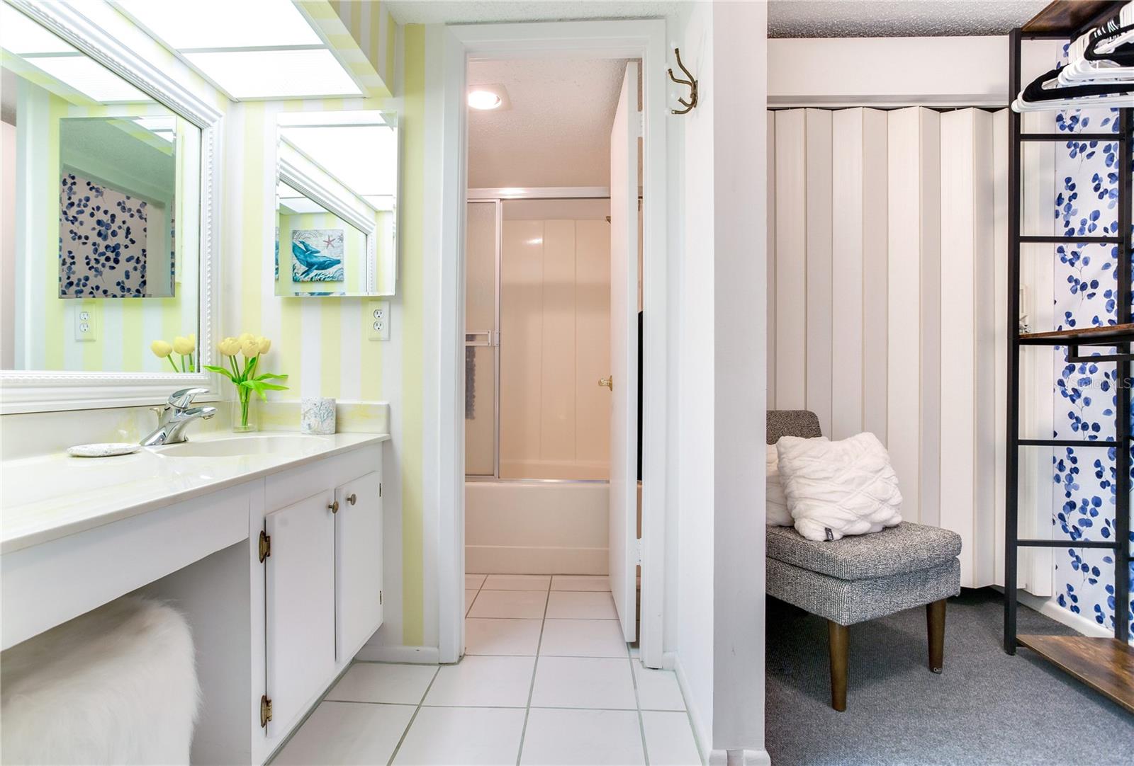 MADEIRA BEACH YACHT CLUB CONDO - Residential