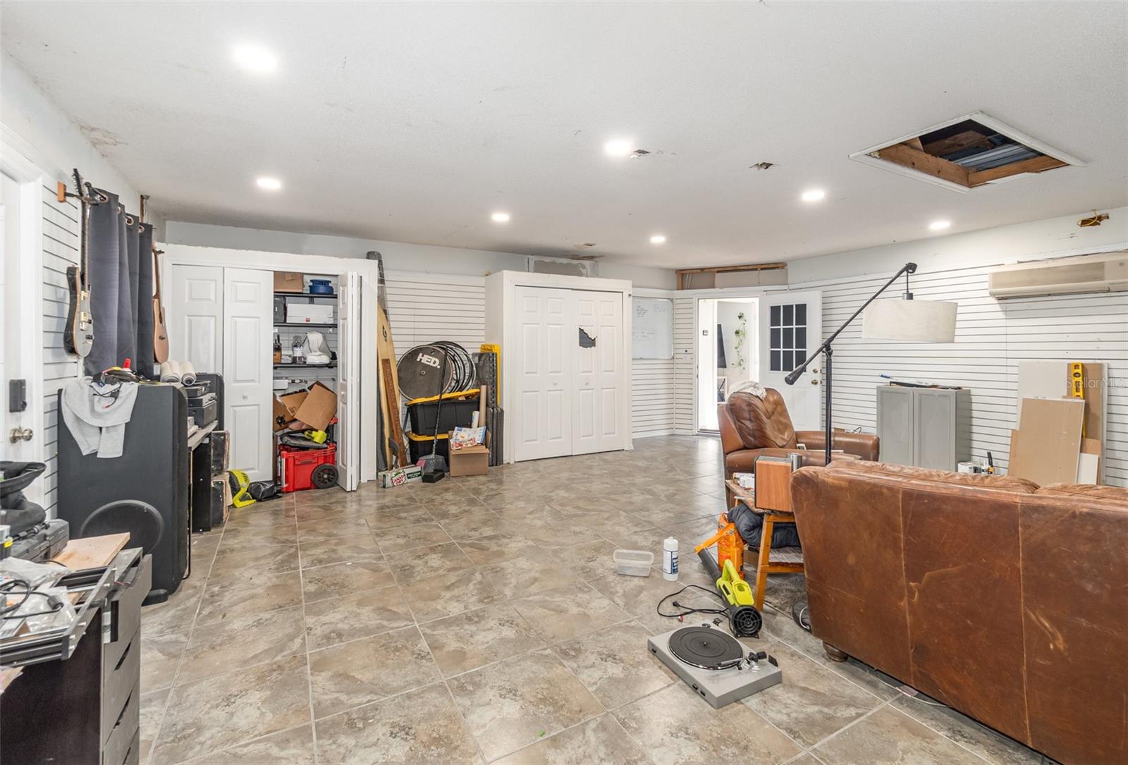 NORTH ORLANDO RANCHES SEC 06 - Residential