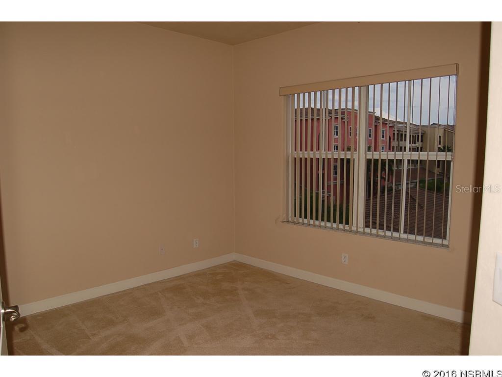 Tuscany Square 01 Condo - Residential