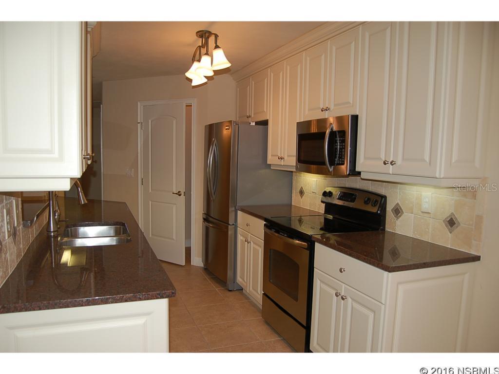 Tuscany Square 01 Condo - Residential