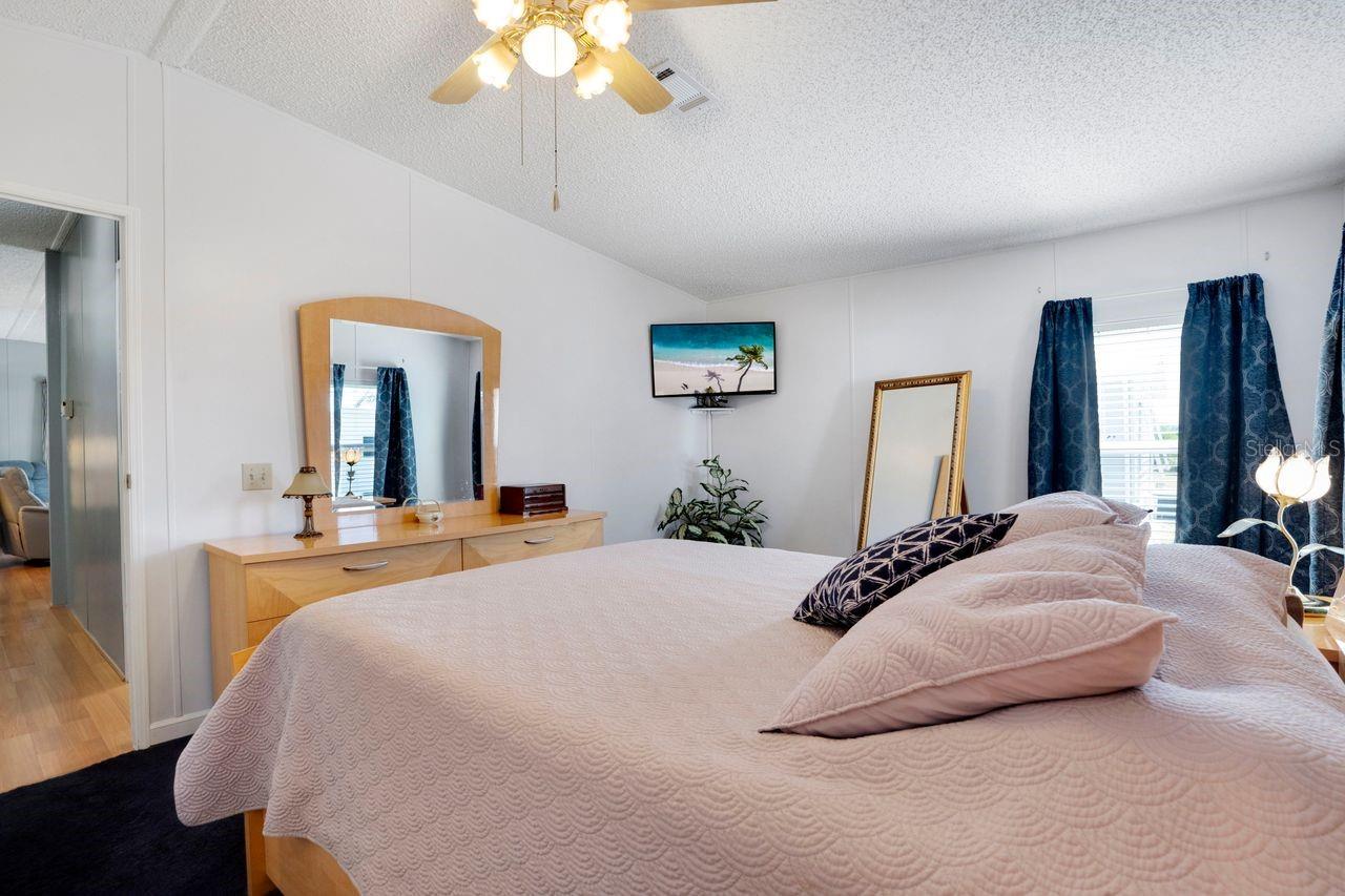 HARBOR COVE - Residential