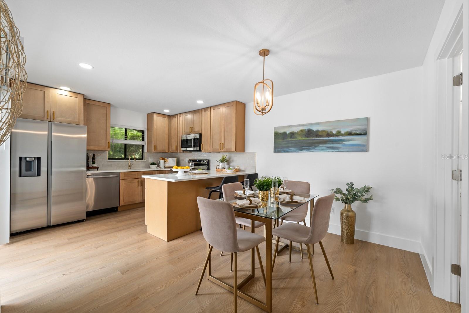 OAK TRACE UNIT I - Residential
