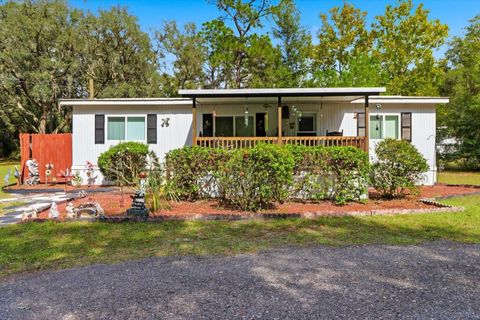 Photo of 2911 E Raccoon Court, Inverness, FL 34452 (MLS # G5103854)