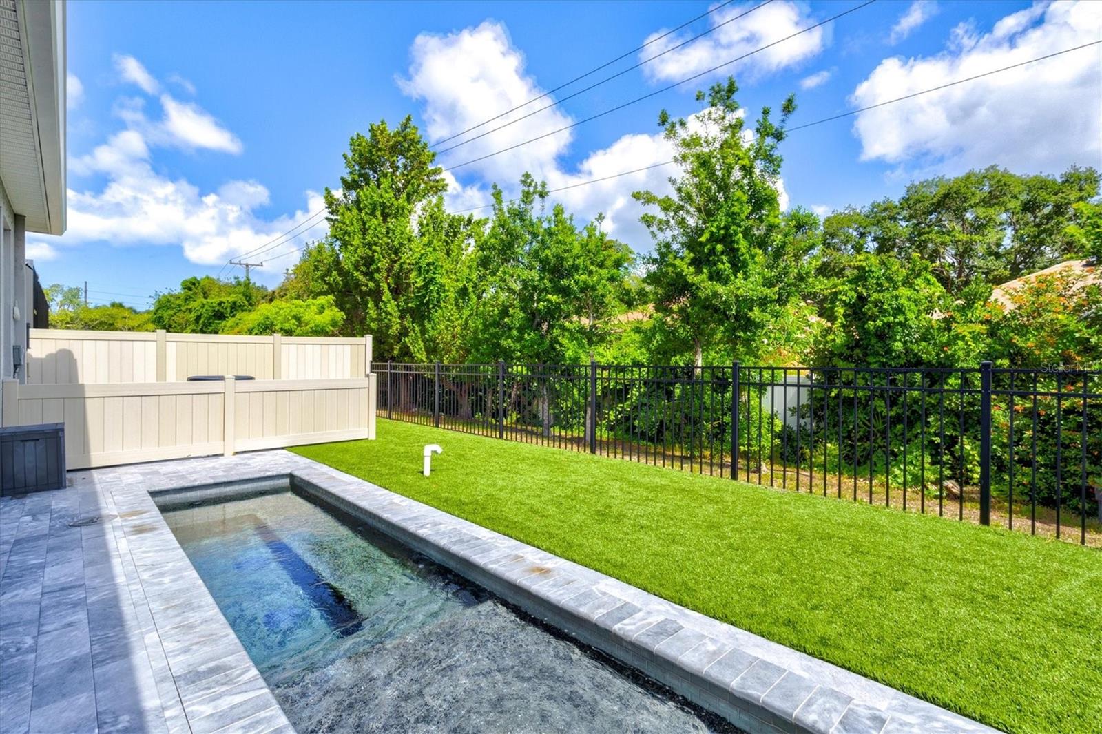 PALMS/CASEY KEY - Residential