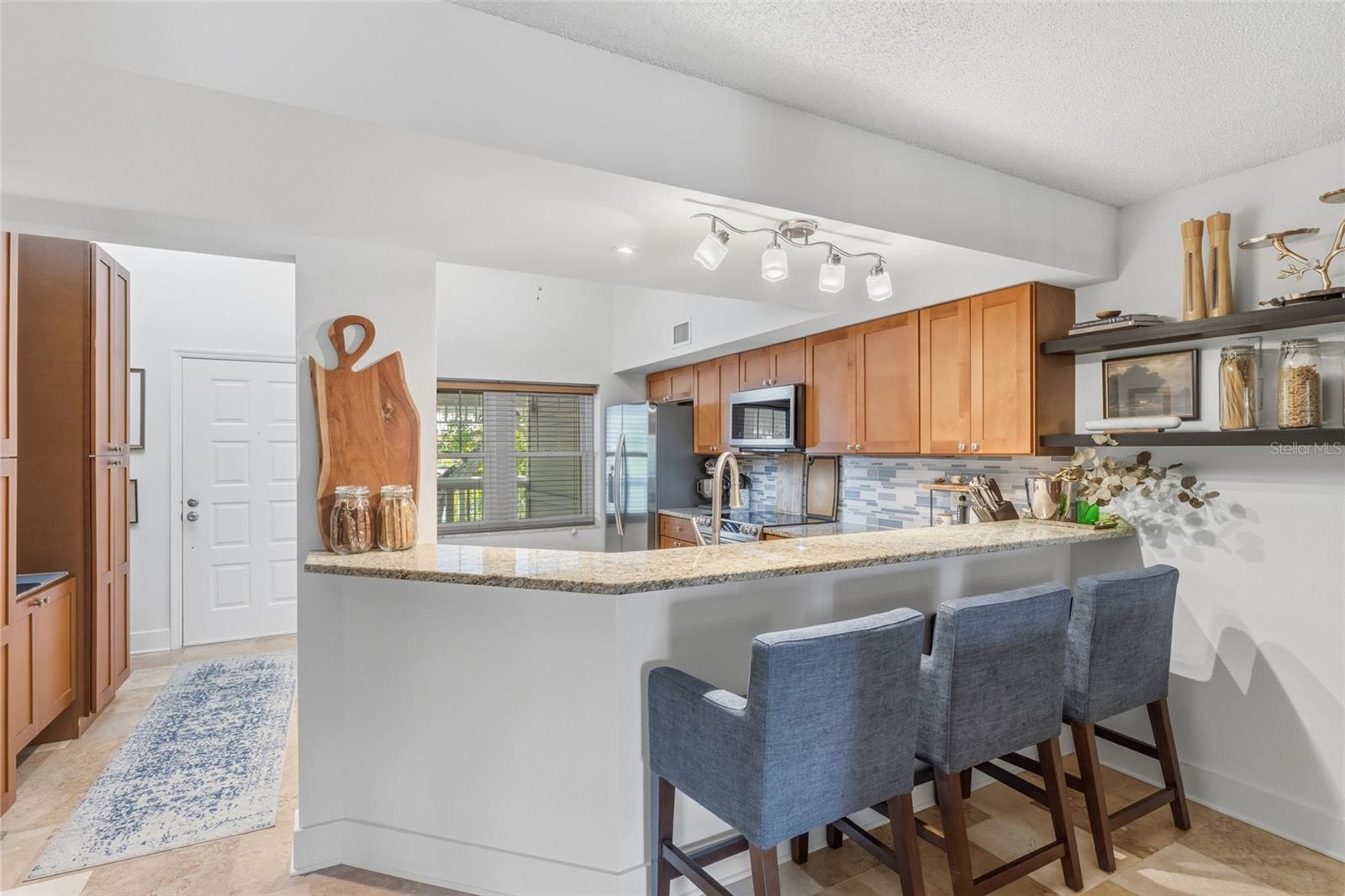 DOLLY BAY A VILLAGE ON LAKE TARPON - Residential