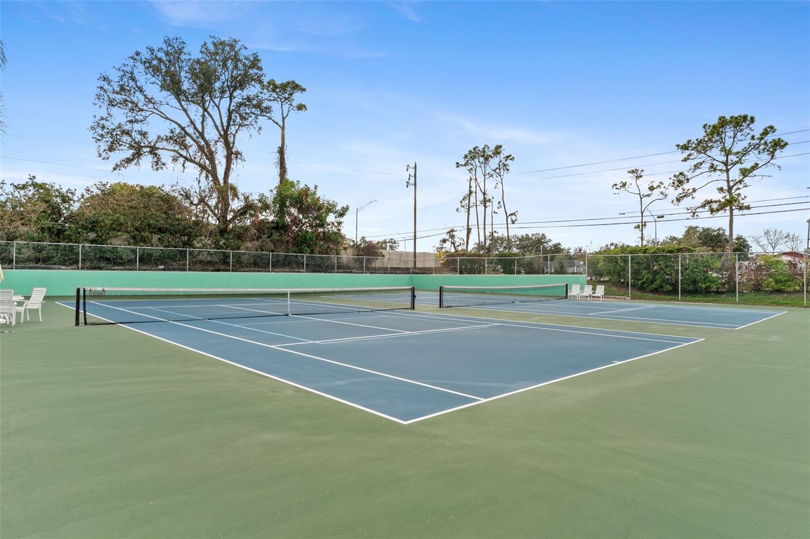 DOLLY BAY A VILLAGE ON LAKE TARPON - Residential