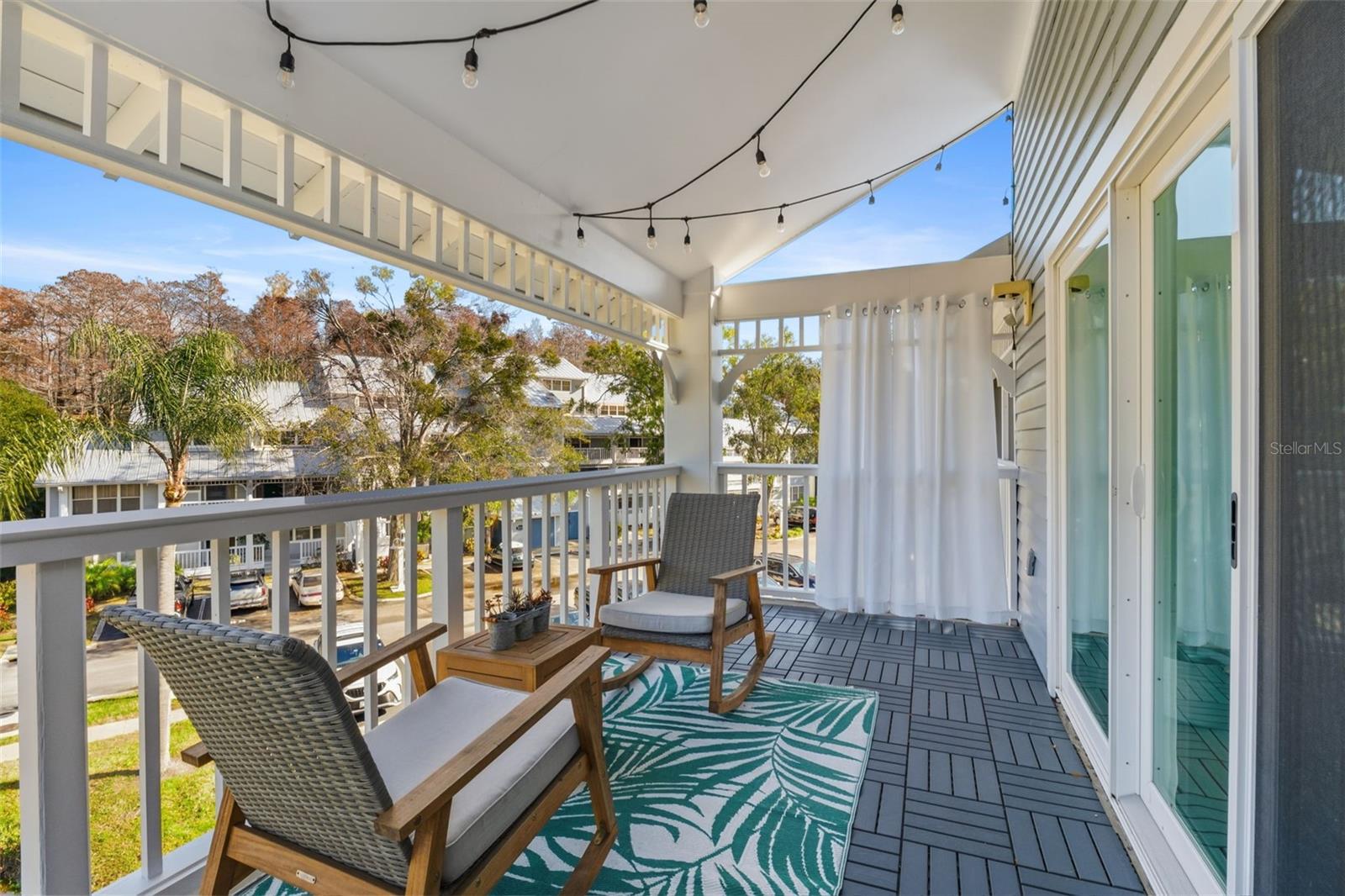 DOLLY BAY A VILLAGE ON LAKE TARPON - Residential