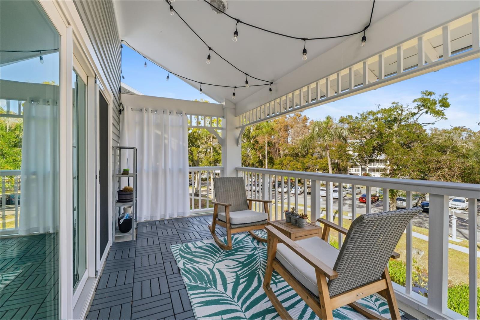 DOLLY BAY A VILLAGE ON LAKE TARPON - Residential