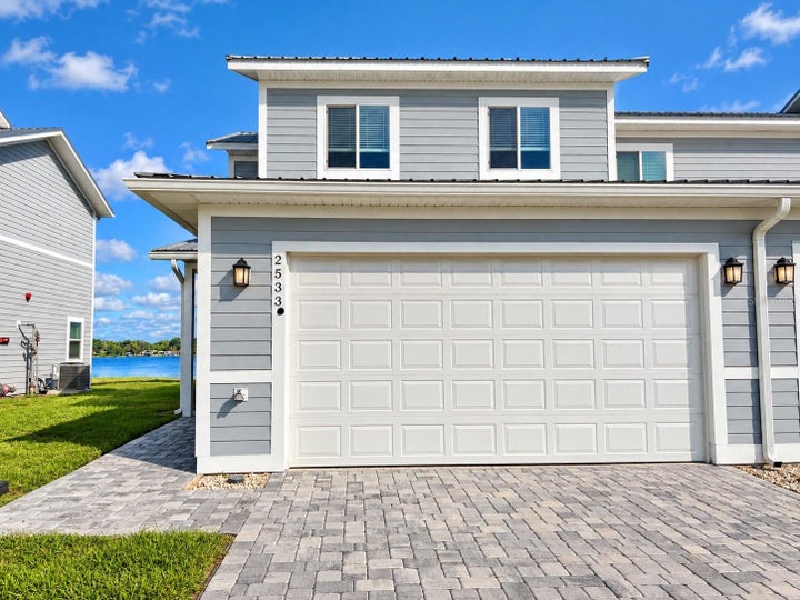 Photo 1 of 33 — 2533 PINE PLACE, WINTER HAVEN, FL 33881