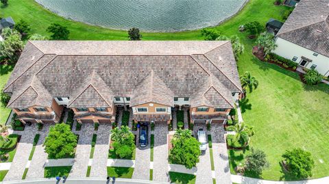 A home in VENICE