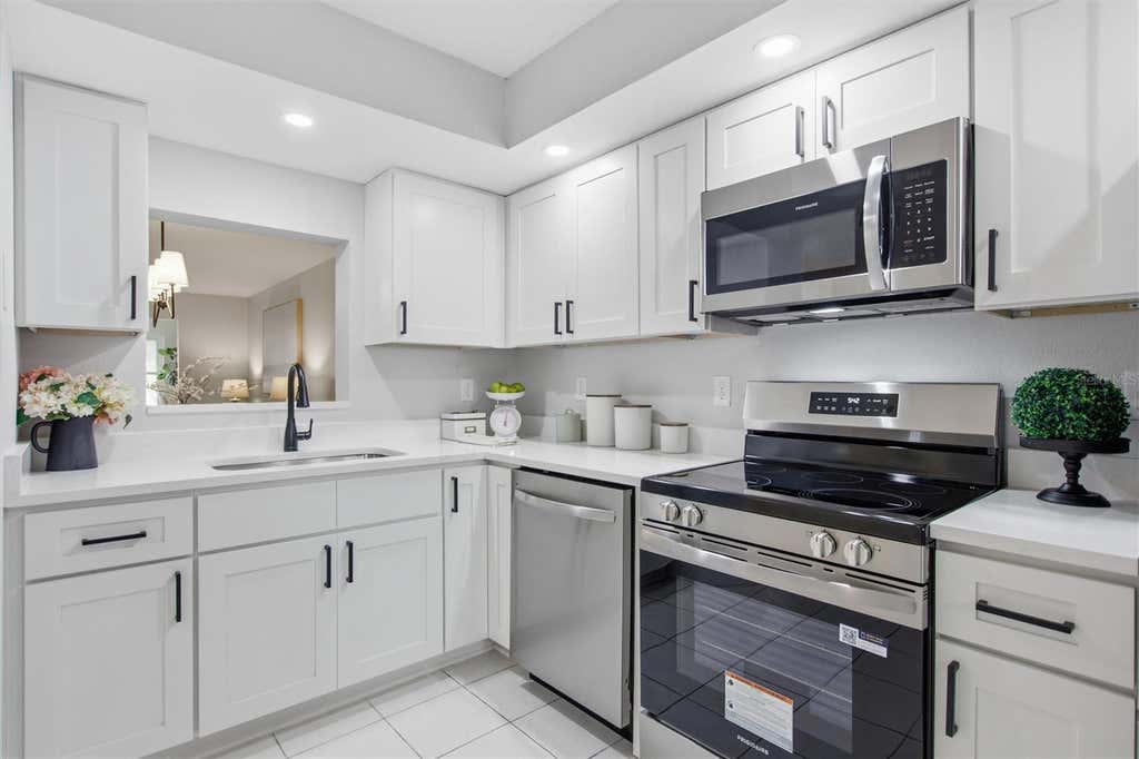 Photo of 1241 S Martin Luther King Jr Avenue #104, Clearwater, FL 33756 (MLS # A4702049)