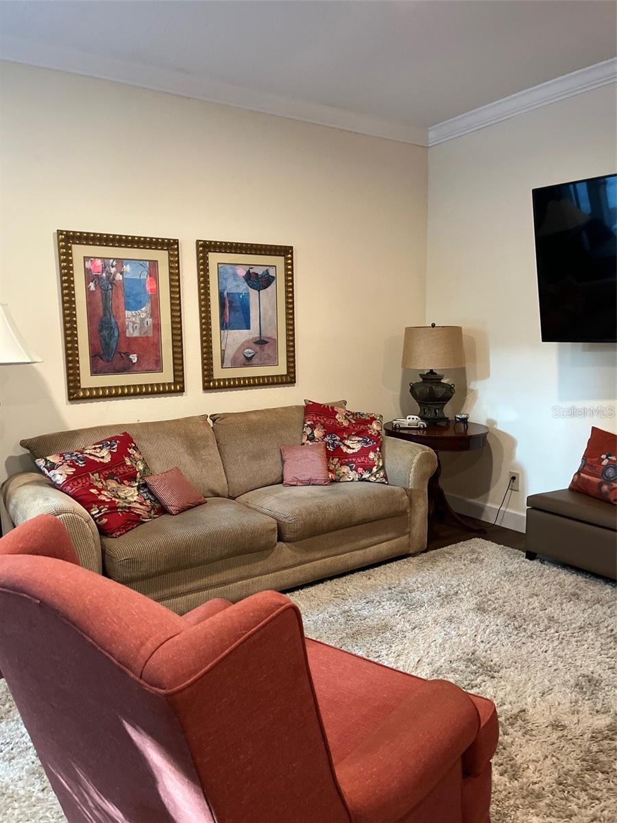 MOUNT CROMER ESTATES - Residential Lease