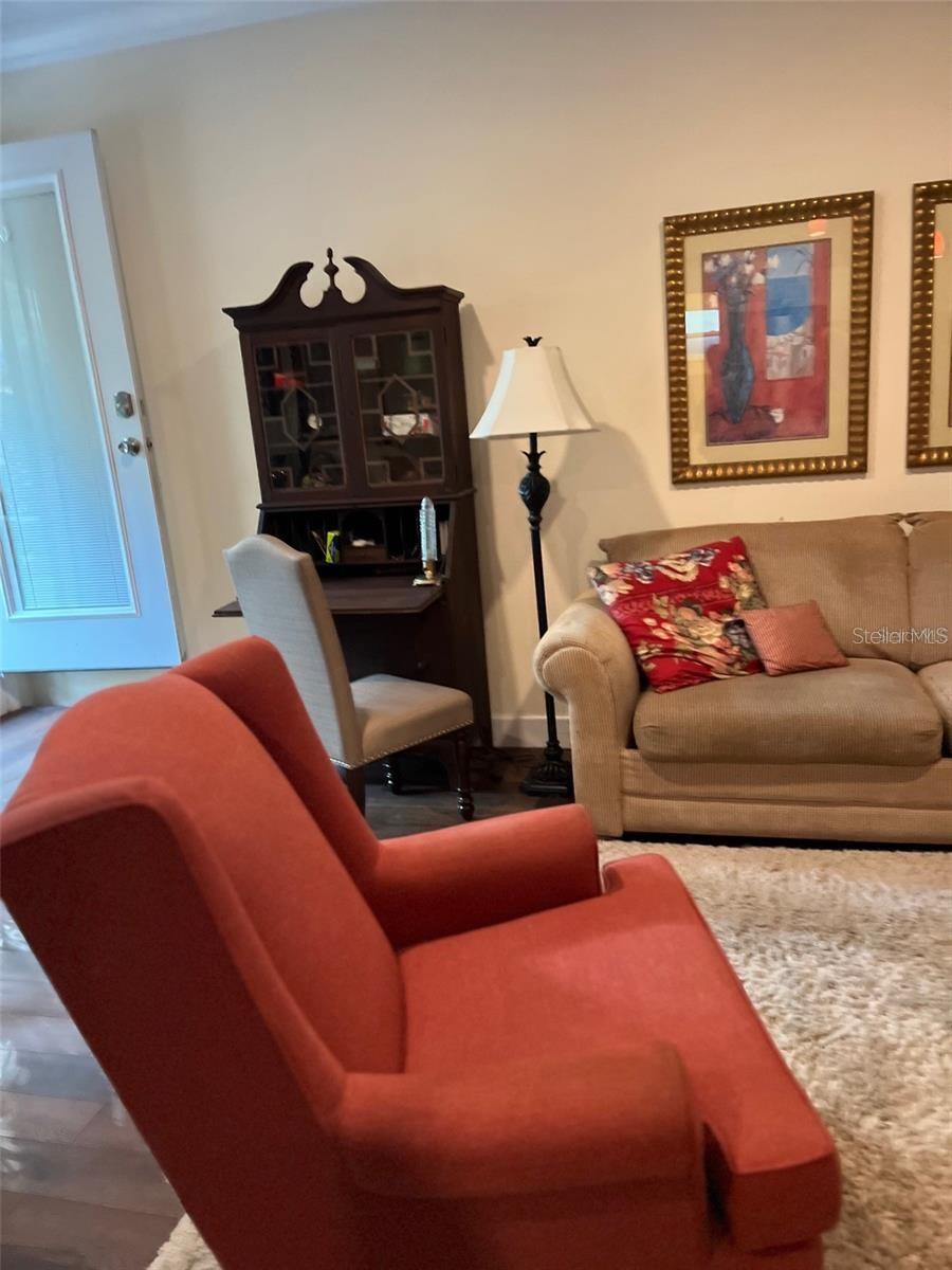 MOUNT CROMER ESTATES - Residential Lease