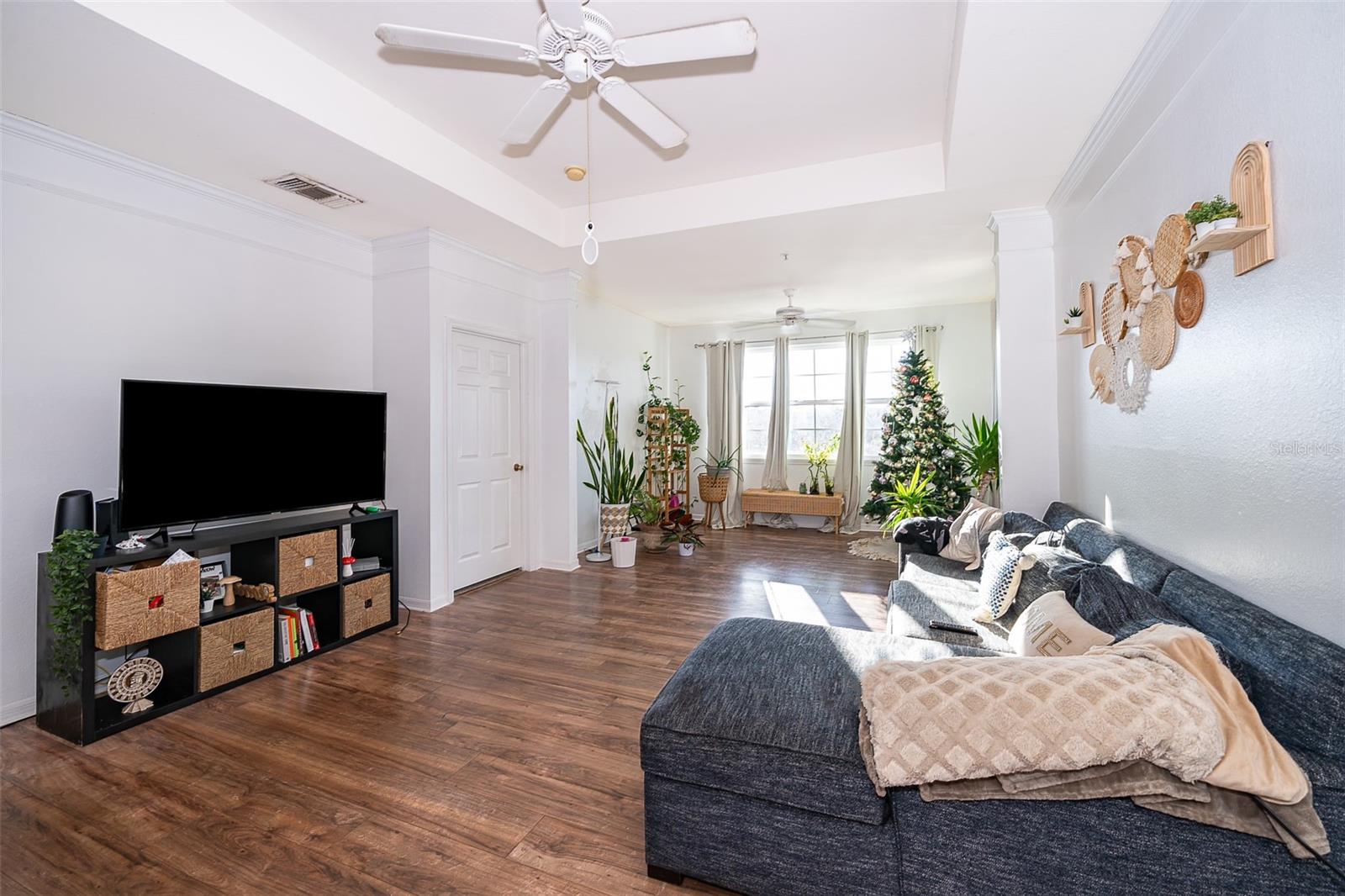6413 ASTOR VILLAGE AVENUE 305