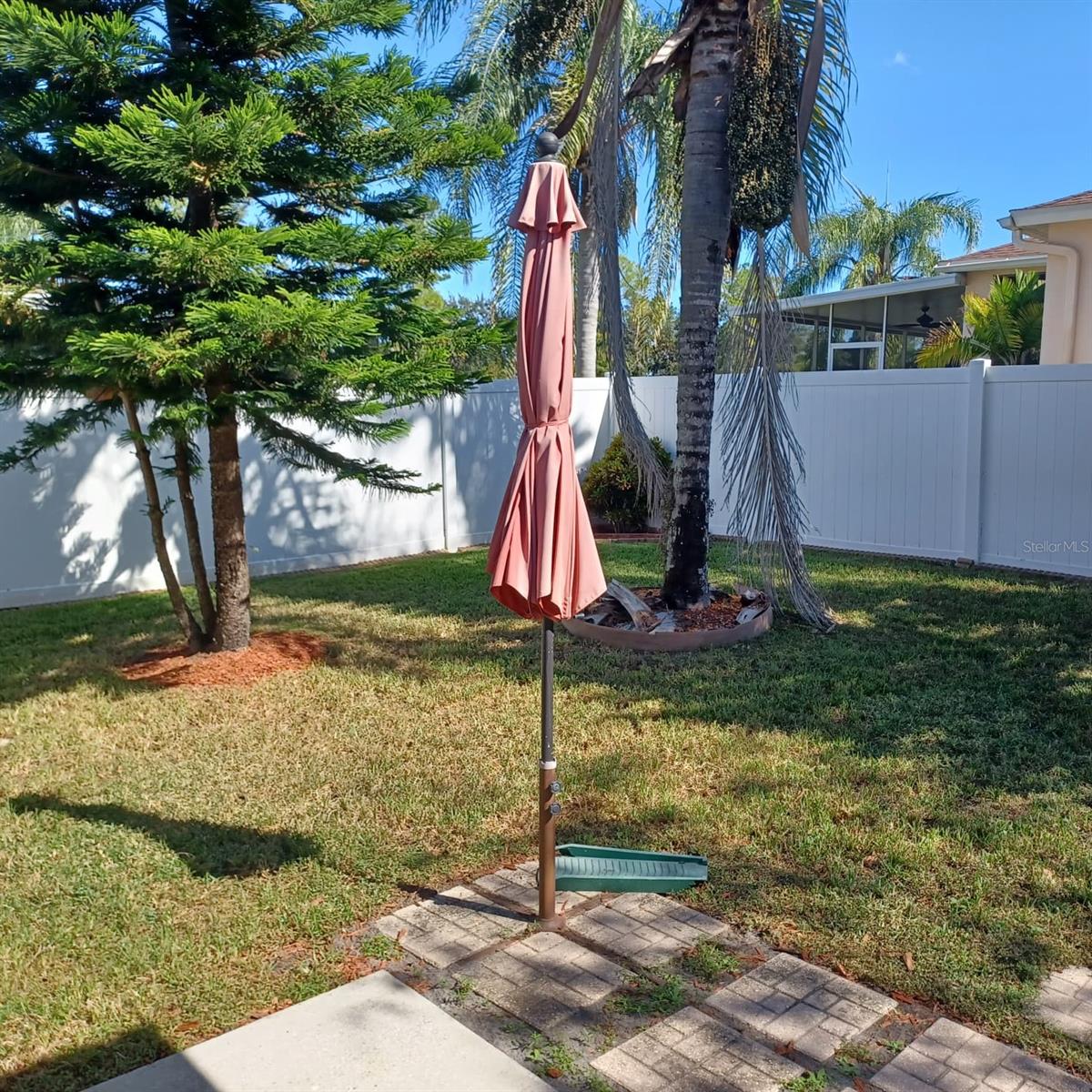 LEXINGTON OAKS VILLAGE 28 29 - Residential Lease