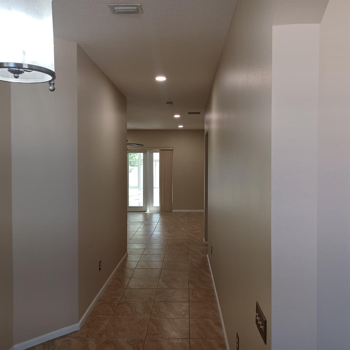 LEXINGTON OAKS VILLAGE 28 29 - Residential Lease