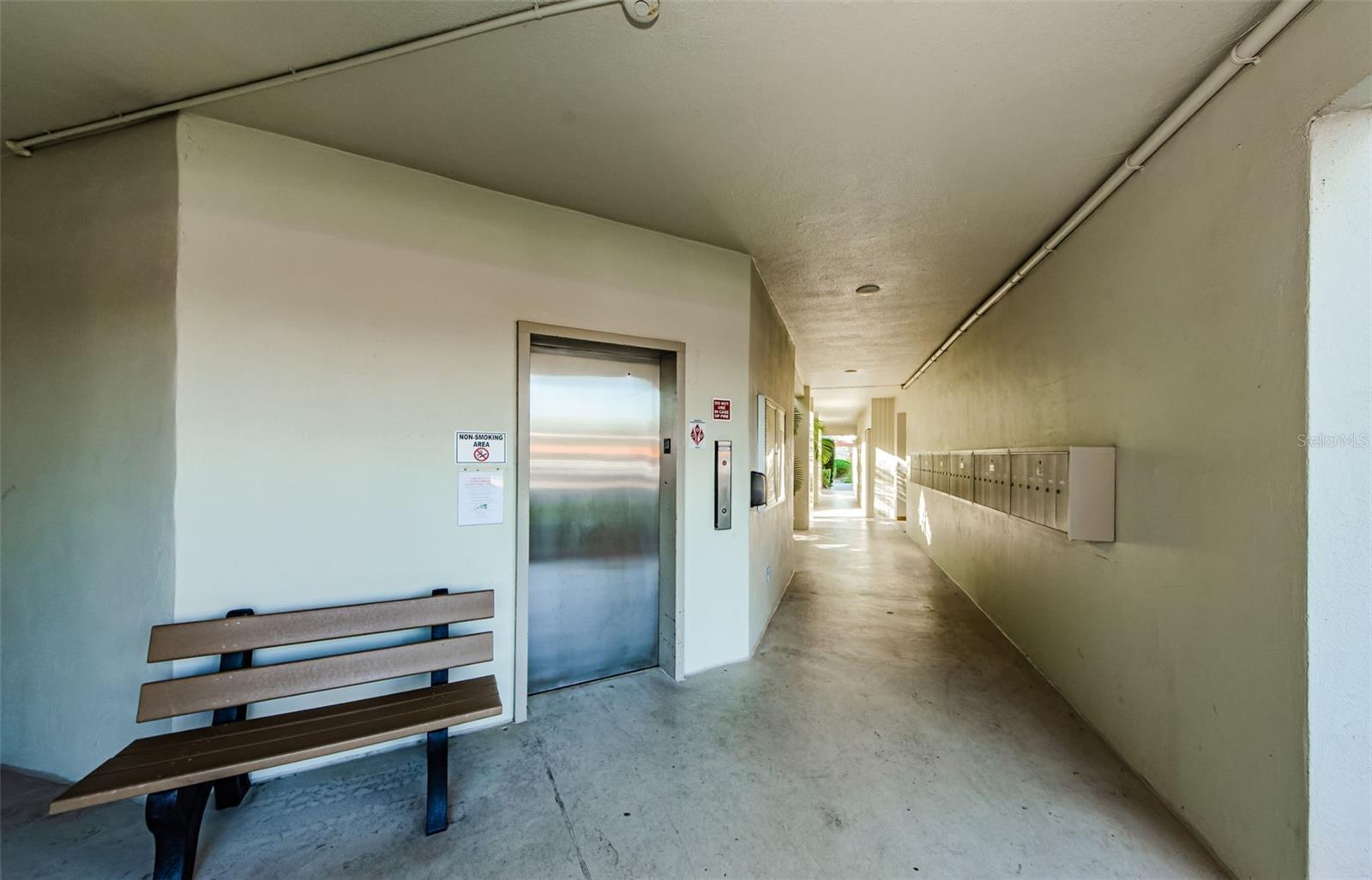 2700 BAYSHORE BOULEVARD 4309