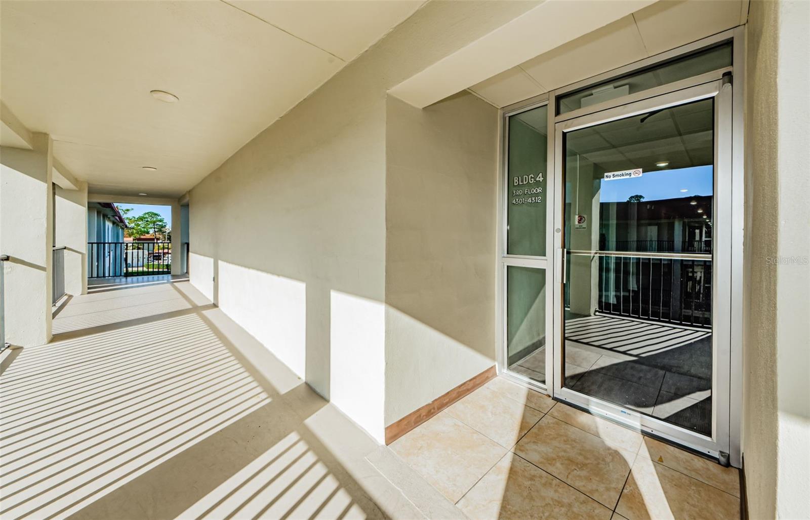 2700 BAYSHORE BOULEVARD 4309