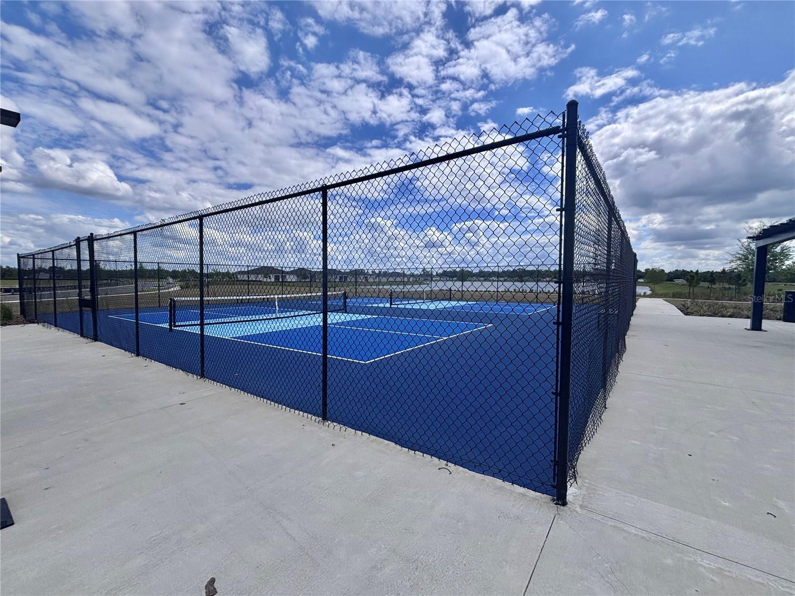 THE CROSSINGS PH 1 - Residential Lease