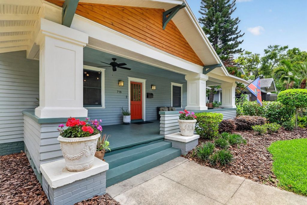 Photo of 718 S Blvd, Tampa, FL 33606 (MLS # TB8494267)