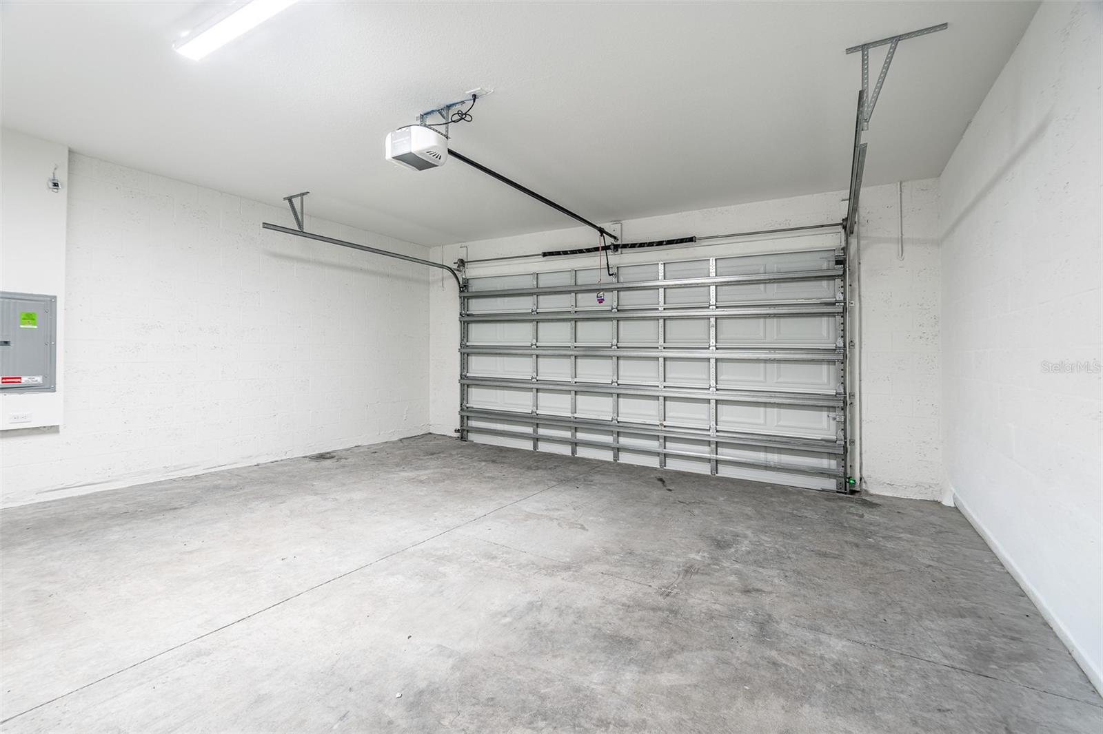 LINKS - Residential Lease