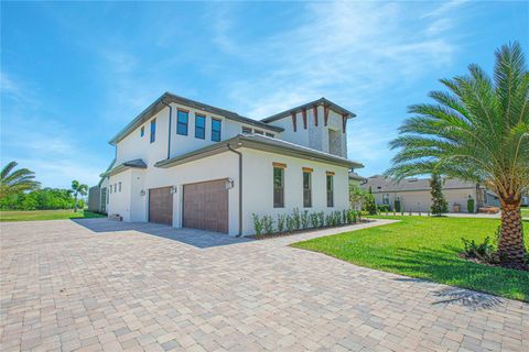 A home in SAINT CLOUD