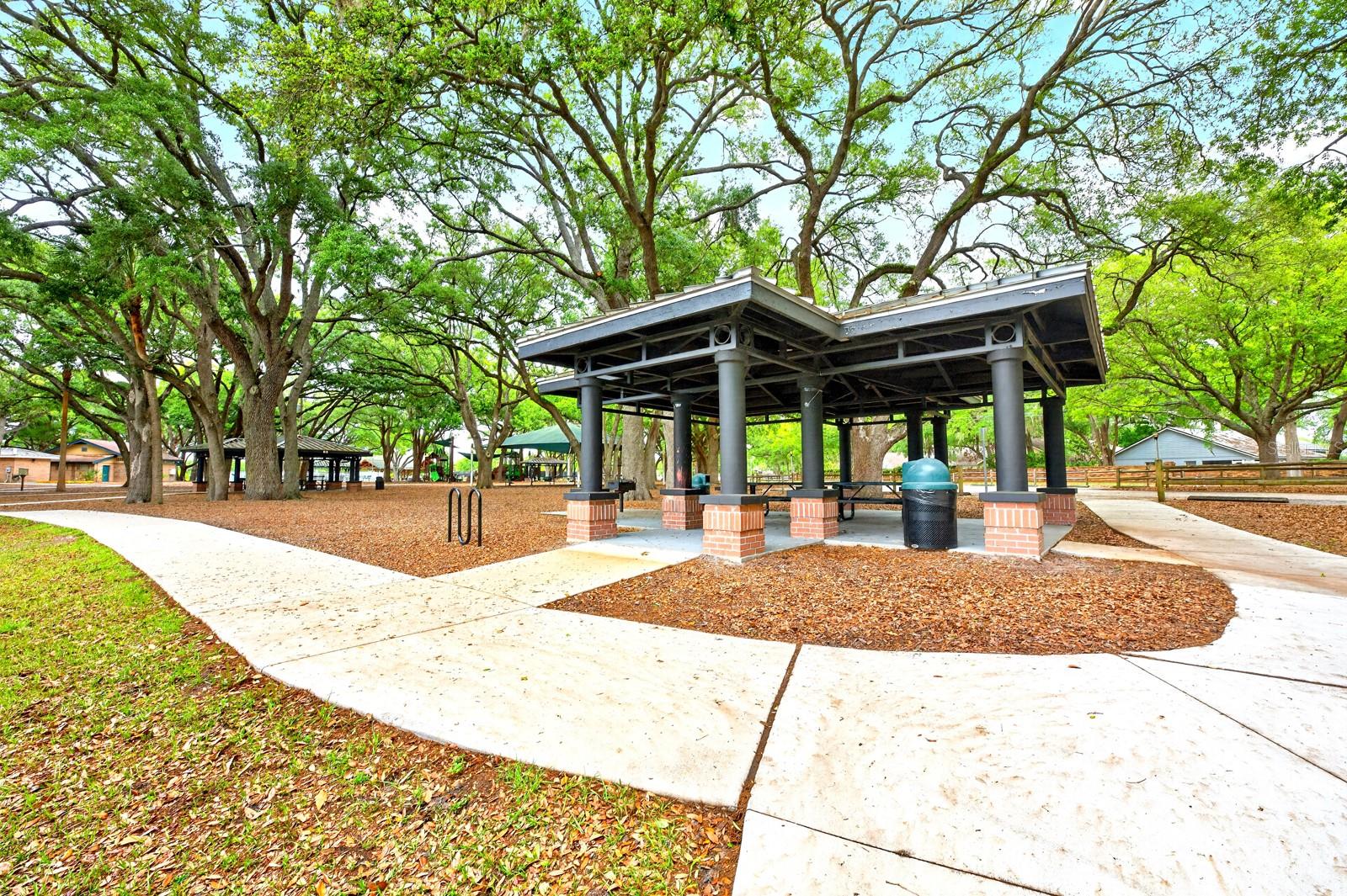 TUSCANY PLACE PH 1 - Residential