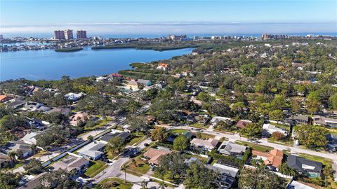 A home in SEMINOLE