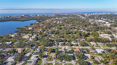 A home in SEMINOLE