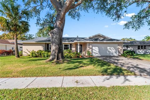 A home in SEMINOLE