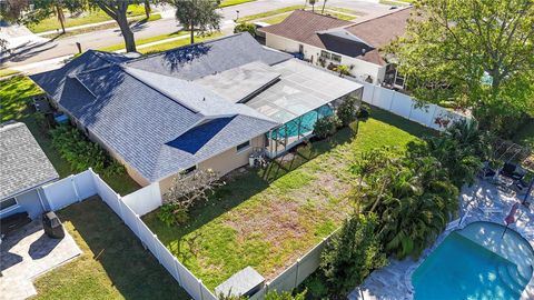 A home in SEMINOLE