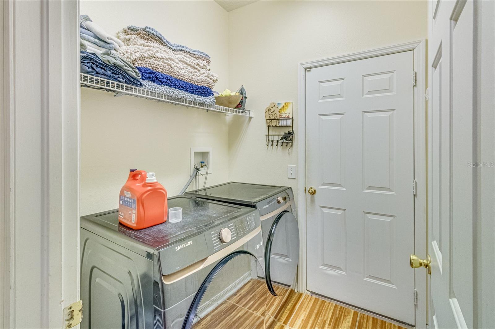 PARSONS POINTE PH 2 UNIT A - Residential Lease