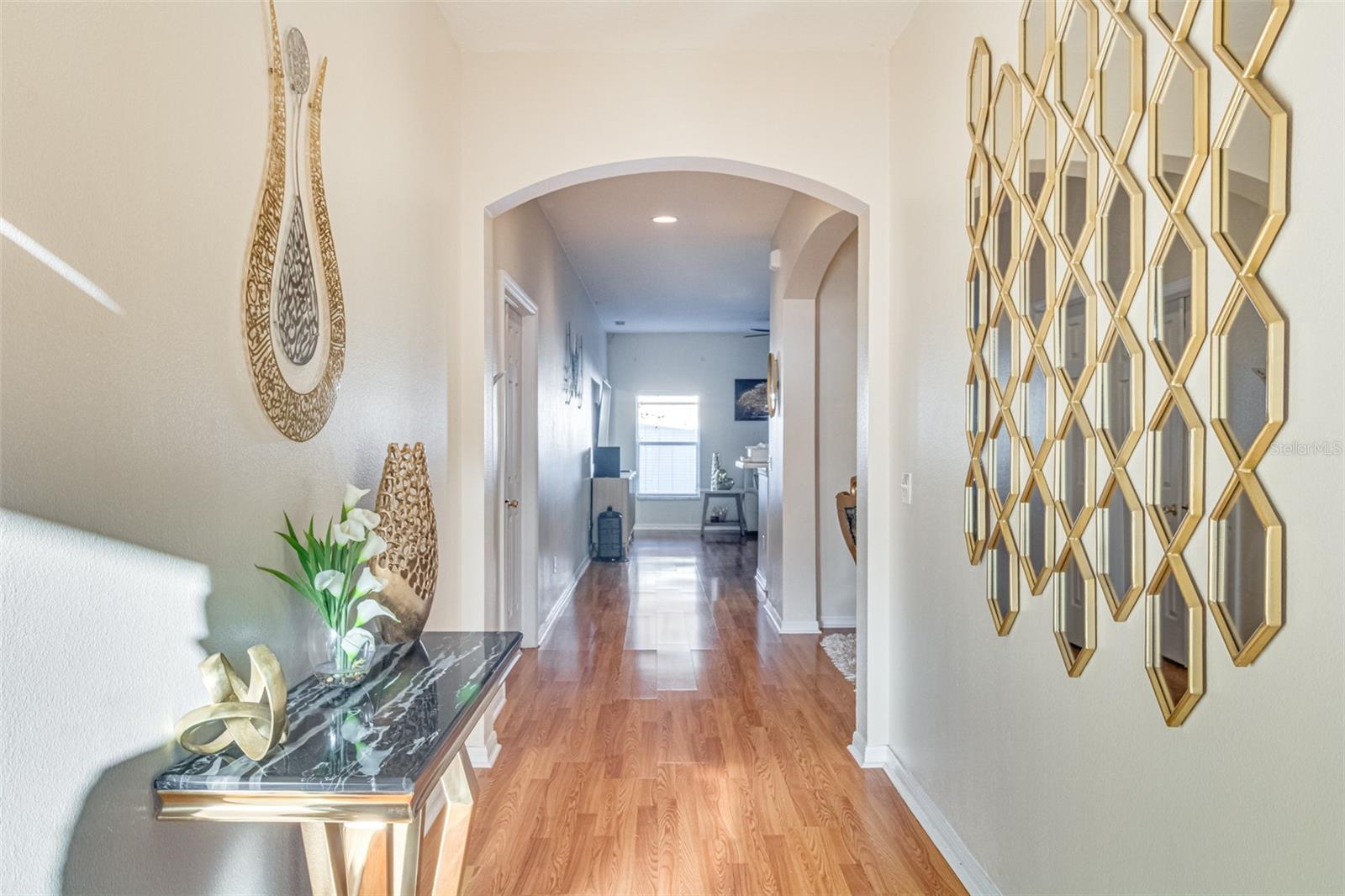 763 STAR POINTE DRIVE