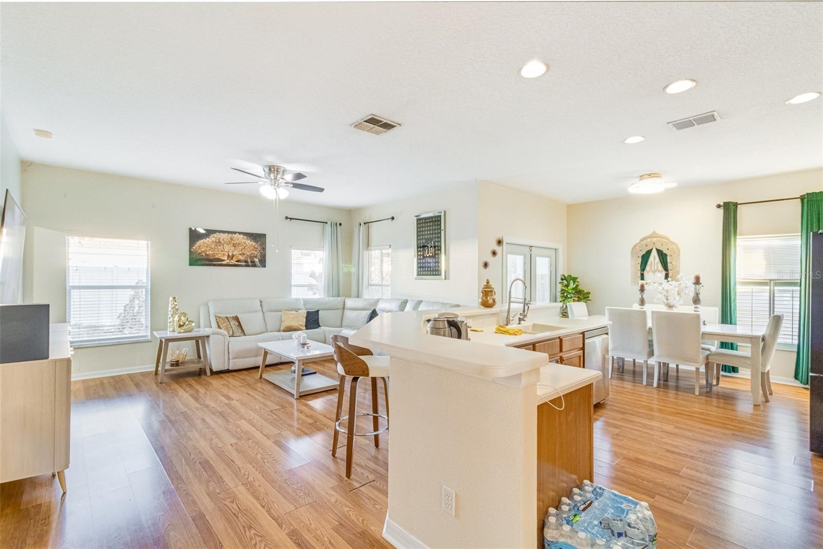 PARSONS POINTE PH 2 UNIT A - Residential Lease