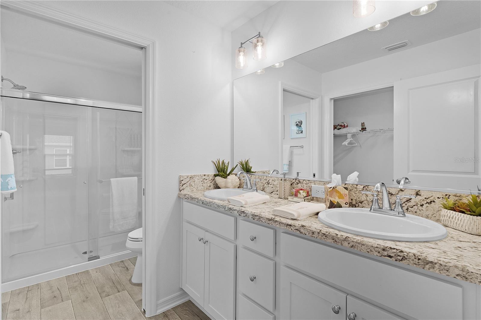 VILLAGES/SOUTHERN OAKS UN #126 - Residential