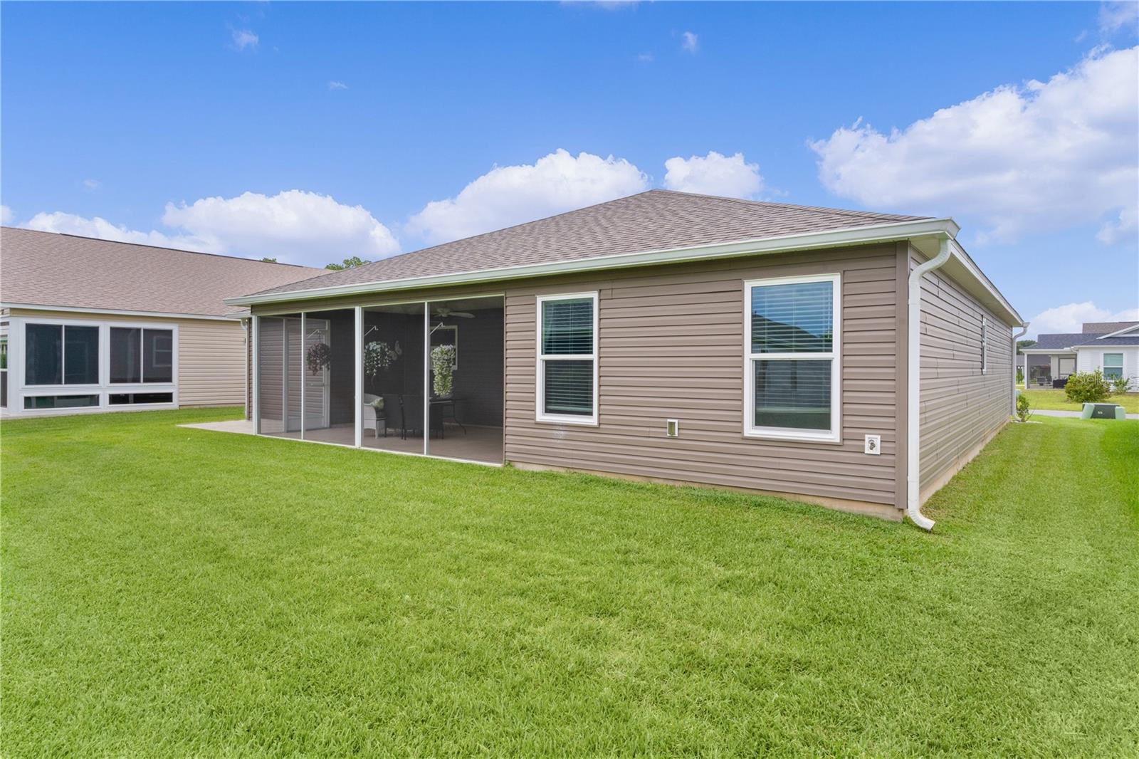 VILLAGES/SOUTHERN OAKS UN #126 - Residential