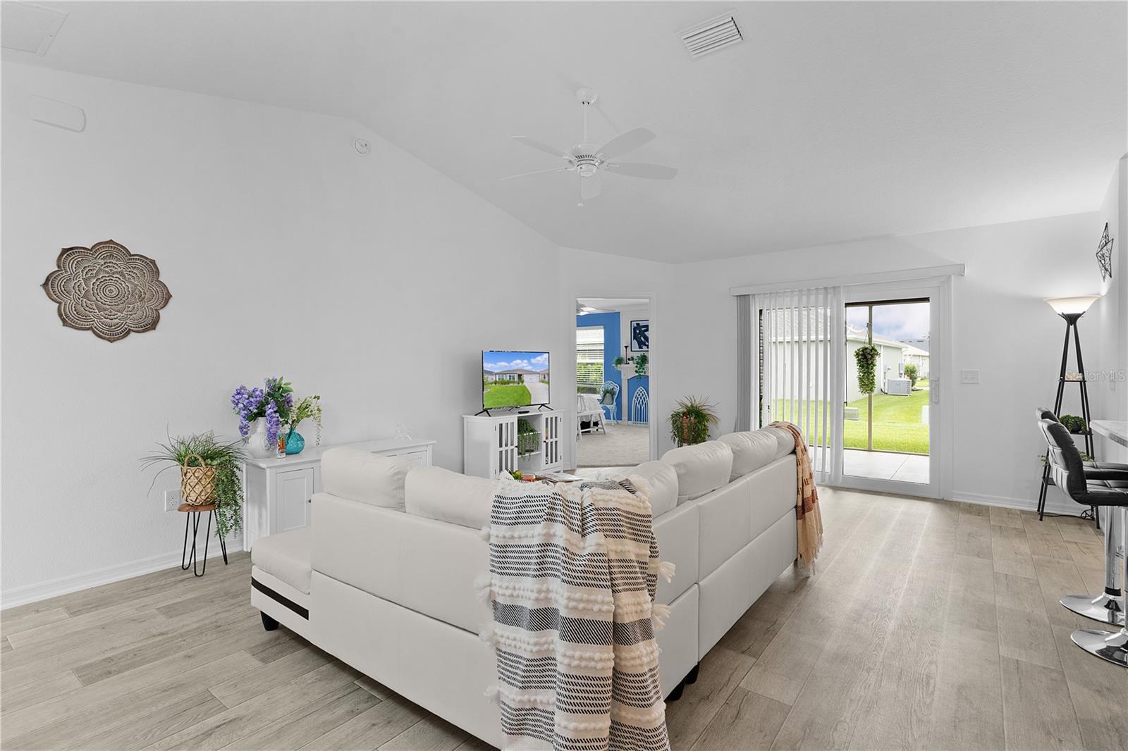 VILLAGES/SOUTHERN OAKS UN #126 - Residential