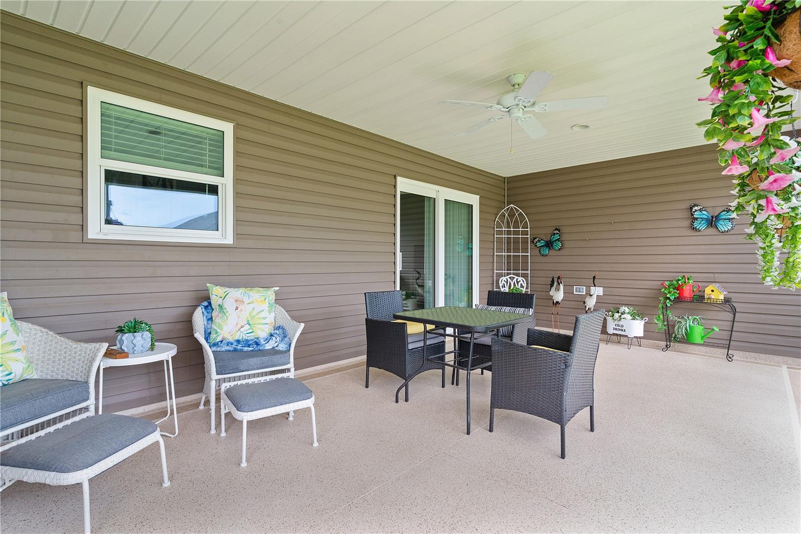 VILLAGES/SOUTHERN OAKS UN #126 - Residential