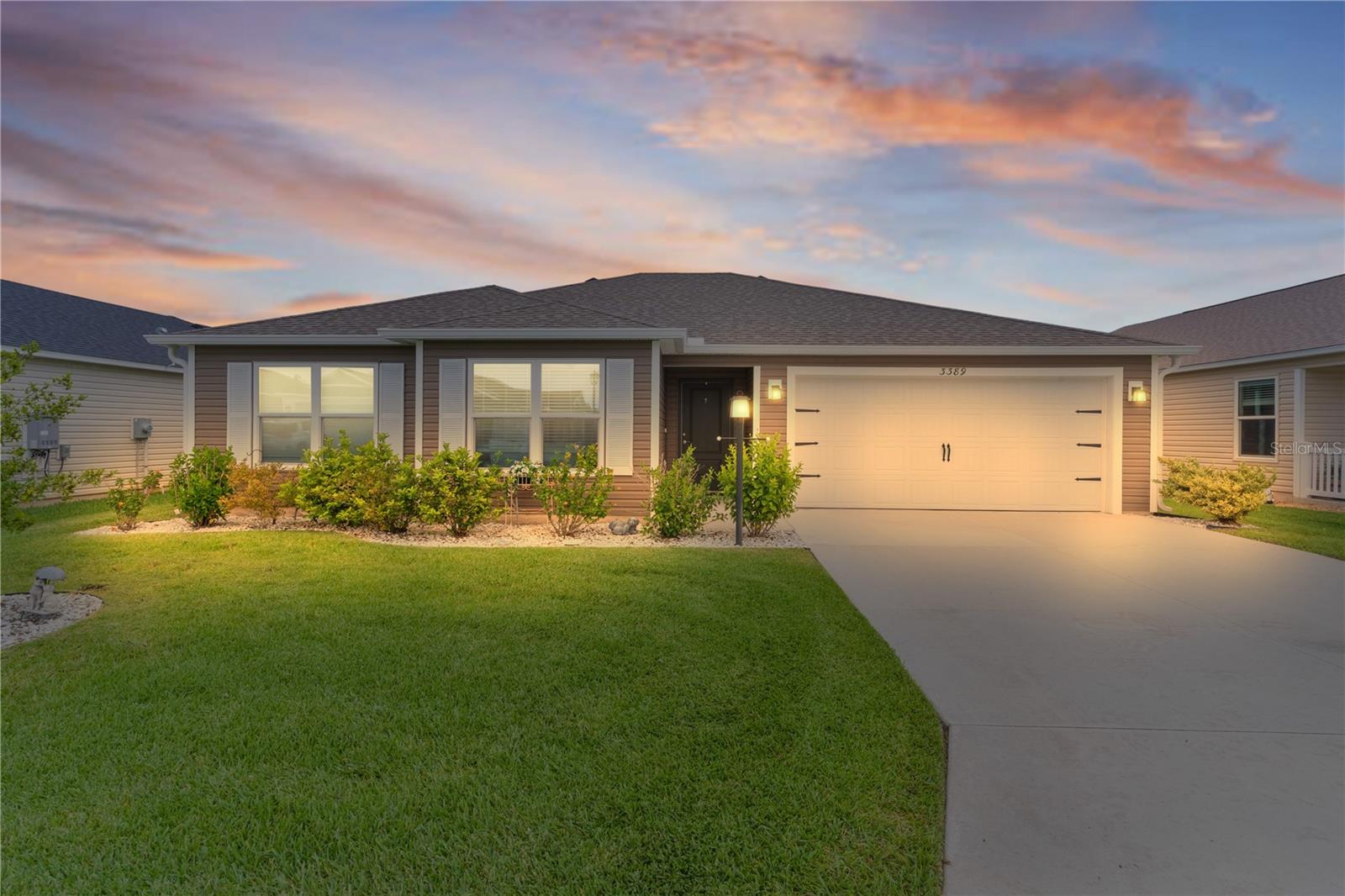 VILLAGES/SOUTHERN OAKS UN #126 - Residential