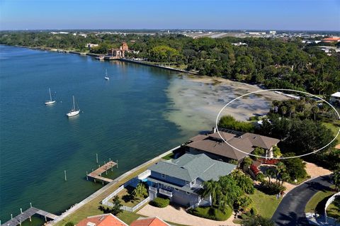 A home in SARASOTA