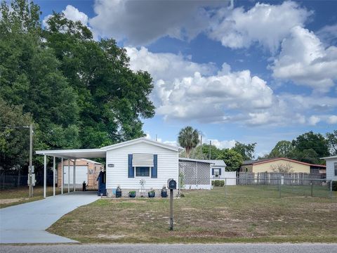 Photo of 14659 SE 90th Ave, Summerfield, FL 34491 (MLS # V4948343)